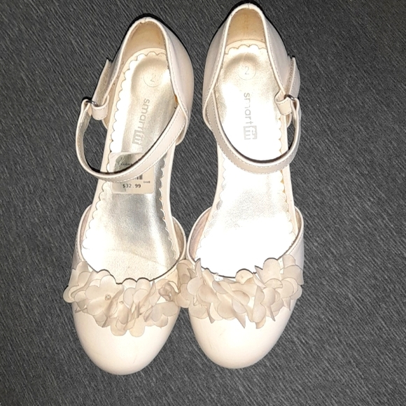 Smartfit shoes, size 2,white - Picture 2 of 6